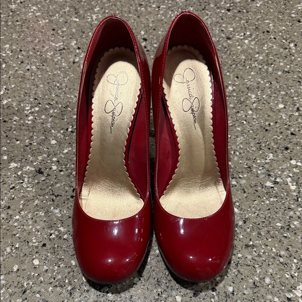 Jessica Simpson Red Patent Round Toe Heels - Picture 2 of 14